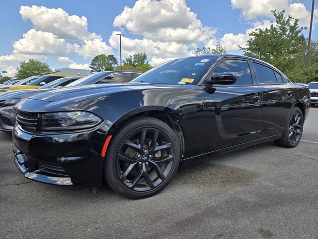 Pitch Black Clearcoat 2022 Dodge Charger SXT RWD Sedan Rear-Wheel Drive 8-Speed Automatic