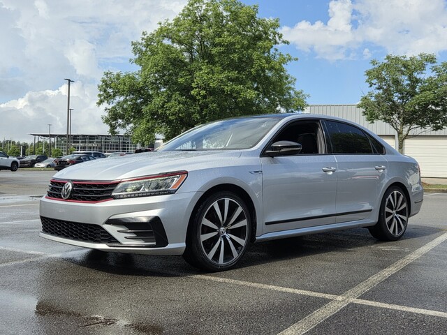 Reflex Silver Metallic 2018 Volkswagen Passat V6 GT FWD Sedan Front-Wheel Drive Automatic