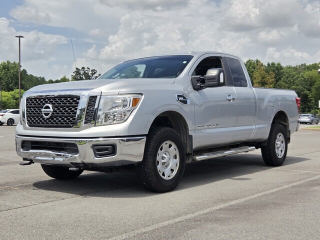 2017 Nissan Titan