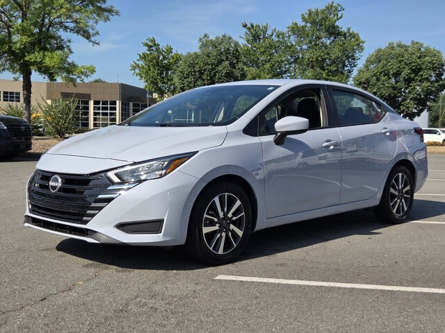 Pearl 2025 Nissan Versa Sedan Front-Wheel Drive Continuously Variable Transmission
