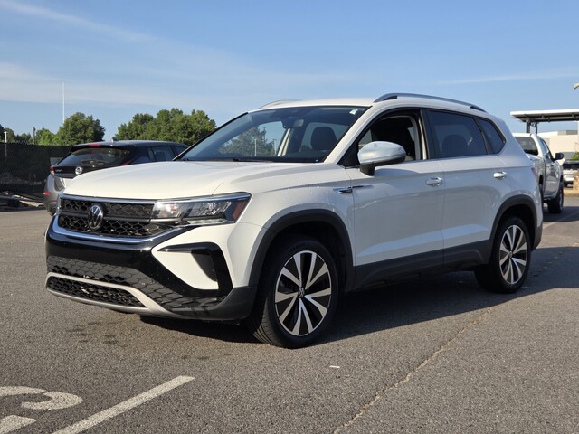 2023 Volkswagen Taos SE FWD