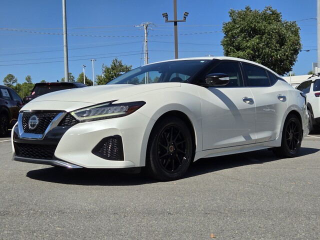 2022 Nissan Maxima SV FWD