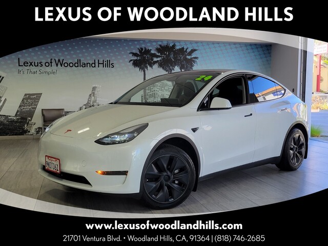 Pearl White Multi-Coat 2024 Tesla Model Y Long Range RWD SUV / Crossover Rear-Wheel Drive 1-Speed Automatic