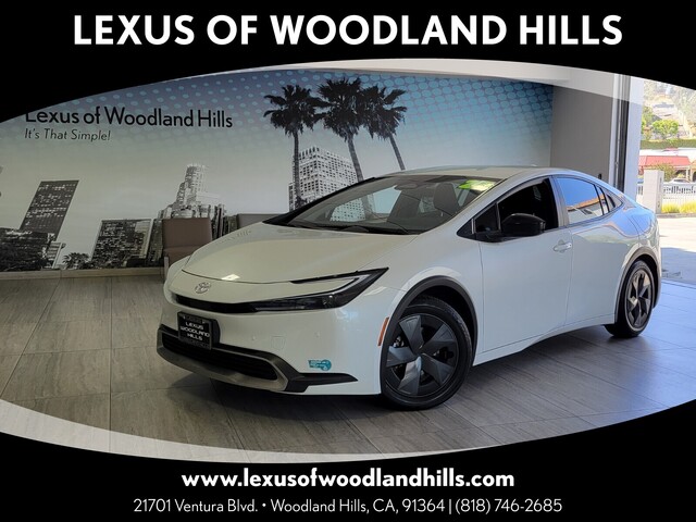 White (Wind Chill Pearl) 2025 Toyota Prius Plug-In Hybrid SE FWD Hatchback Front-Wheel Drive Continuously Variable Transmission