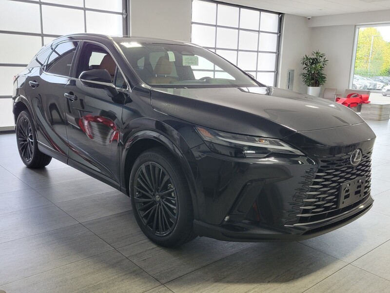 2026 Lexus RX 450h+ Premium AWD photo 4