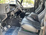 Used 1985 LAND ROVER DEFENDER 90 3-DOOR V8 KHAN EDITION - (COLLECTOR SERIES) in JACKSONVILLE, FLORIDA (Photo 5)