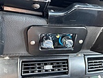 Used 1994 LAND ROVER DEFENDER 110 5-DOOR V8 - (COLLECTOR SERIES) in JACKSONVILLE, FLORIDA (Photo 23)