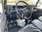 Used 1991 LAND ROVER DEFENDER 110 2-DOOR 200 TDI - (COLLECTOR SERIES) in JACKSONVILLE, FLORIDA (Photo 6)