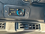 Used 1997 LAND ROVER DEFENDER 110 5-DOOR 300 TDI - (COLLECTOR SERIES) in JACKSONVILLE, FLORIDA (Photo 32)
