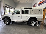 Used 1996 LAND ROVER DEFENDER 110 5-DOOR 300 TDI RHD - (COLLECTOR SERIES) in JACKSONVILLE, FLORIDA (Photo 2)