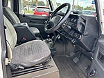Used 1996 LAND ROVER DEFENDER 110 5-DOOR 300 TDI RHD - (COLLECTOR SERIES) in JACKSONVILLE, FLORIDA (Photo 21)