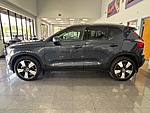 Used 2022 VOLVO XC40 MOMENTUM - NEW $47,135.00 in JACKSONVILLE, FLORIDA (Photo 2)