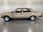 Used 1983 MERCEDES-BENZ 230 E SEDAN - (COLLECTORS SERIES) in JACKSONVILLE, FLORIDA (Photo 31)
