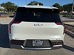 Used 2024 KIA EV9 LIGHT LONG RANGE - NEW $62,010.00 in JACKSONVILLE, FLORIDA (Photo 17)