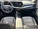 Used 2025 CHEVROLET TRAX FWD 4DR LT in ORANGE PARK, FLORIDA (Photo 15)