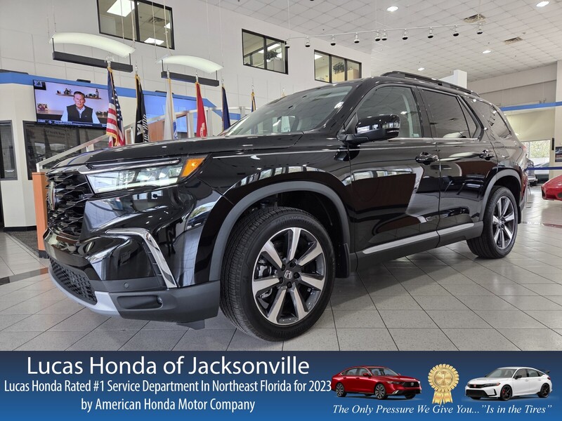 Used 2024 Honda Pilot TOURING AWD in JACKSONVILLE, FLORIDA