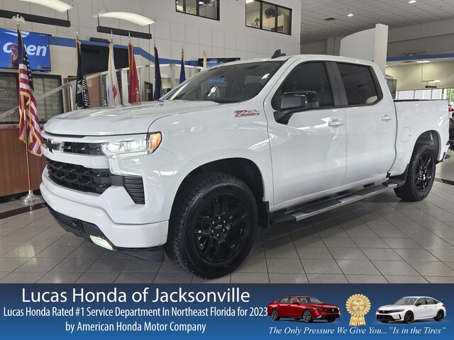 Used 2023 CHEVROLET SILVERADO 1500 4WD Crew Cab 147