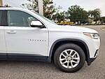 Used 2019 CHEVROLET TRAVERSE LT CLOTH in JACKSONVILLE, FLORIDA (Photo 18)