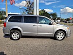 Used 2018 DODGE GRAND CARAVAN SXT in JACKSONVILLE, FLORIDA (Photo 17)