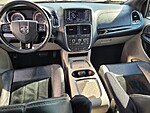 Used 2018 DODGE GRAND CARAVAN SXT in JACKSONVILLE, FLORIDA (Photo 25)