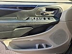 Used 2018 DODGE GRAND CARAVAN SXT in JACKSONVILLE, FLORIDA (Photo 34)