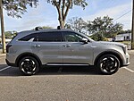 Used 2025 KIA SORENTO HYBRID EX in JACKSONVILLE, FLORIDA (Photo 7)