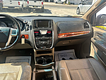 Used 2016 CHRYSLER TOWN & COUNTRY TOURING in JACKSONVILLE, FLORIDA (Photo 15)