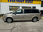 Used 2016 CHRYSLER TOWN & COUNTRY TOURING in JACKSONVILLE, FLORIDA (Photo 2)