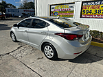 Used 2016 HYUNDAI ELANTRA SE 6AT in JACKSONVILLE, FLORIDA (Photo 4)