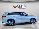 Used 2024 TOYOTA HIGHLANDER PLATINUM in JACKSONVILLE, FLORIDA (Photo 5)