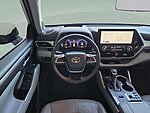 Used 2023 TOYOTA HIGHLANDER PLATINUM in JACKSONVILLE, FLORIDA (Photo 11)