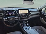 Used 2023 TOYOTA HIGHLANDER PLATINUM in JACKSONVILLE, FLORIDA (Photo 12)