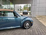 Used 2018 Volkswagen Beetle 2.0T COAST in JACKSONVILLE, FLORIDA (Photo 8)