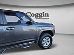 Used 2015 TOYOTA 4RUNNER SR5 PREMIUM in JACKSONVILLE, FLORIDA (Photo 32)