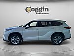 Used 2022 TOYOTA HIGHLANDER LIMITED in JACKSONVILLE, FLORIDA (Photo 2)