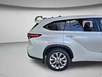 Used 2022 TOYOTA HIGHLANDER LIMITED in JACKSONVILLE, FLORIDA (Photo 7)