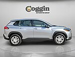 Used 2024 TOYOTA COROLLA CROSS L in JACKSONVILLE, FLORIDA (Photo 5)