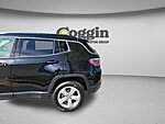Used 2019 JEEP COMPASS LATITUDE in JACKSONVILLE, FLORIDA (Photo 6)