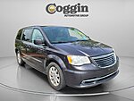 Used 2015 CHRYSLER TOWN & COUNTRY TOURING in JACKSONVILLE, FLORIDA (Photo 5)