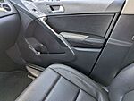 Used 2017 Volkswagen Tiguan 2.0T S in JACKSONVILLE, FLORIDA (Photo 17)