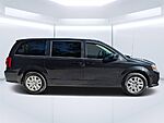 Used 2018 DODGE GRAND CARAVAN SE in JACKSONVILLE, FLORIDA (Photo 2)