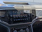 Used 2023 Volkswagen Atlas Cross Sport 2.0T SE W/TECHNOLOGY in JACKSONVILLE, FLORIDA (Photo 19)