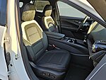 New 2025 CHEVROLET BLAZER EV FWD LT in JACKSONVILLE, FLORIDA (Photo 14)