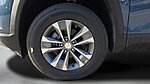 New 2026 CHEVROLET EQUINOX FWD LT in JACKSONVILLE, FLORIDA (Photo 9)
