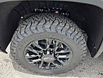 New 2026 CHEVROLET SILVERADO 2500 LT in JACKSONVILLE, FLORIDA (Photo 9)