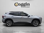 New 2026 CHEVROLET TRAX LT in JACKSONVILLE, FLORIDA (Photo 6)
