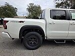 New 2026 NISSAN FRONTIER PRO-4X in JACKSONVILLE, FLORIDA (Photo 6)