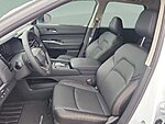 New 2026 NISSAN PATHFINDER SL in JACKSONVILLE, FLORIDA (Photo 17)