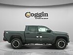 New 2026 TOYOTA TACOMA TRD OFF ROAD HYBRID in JACKSONVILLE, FLORIDA (Photo 28)