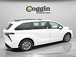 New 2026 TOYOTA SIENNA XLE in JACKSONVILLE, FLORIDA (Photo 19)
